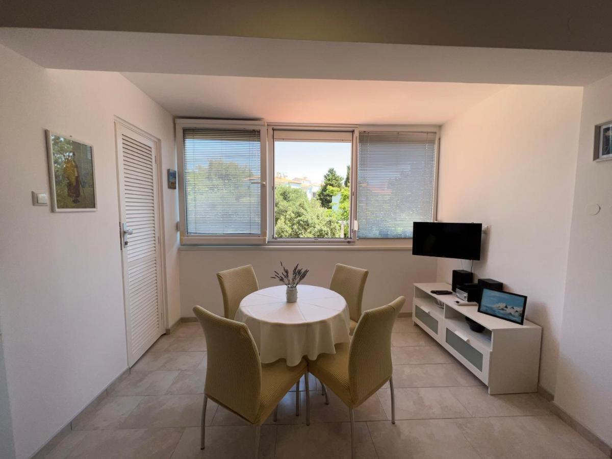 Apartman Fabula Gajac Екстериор снимка